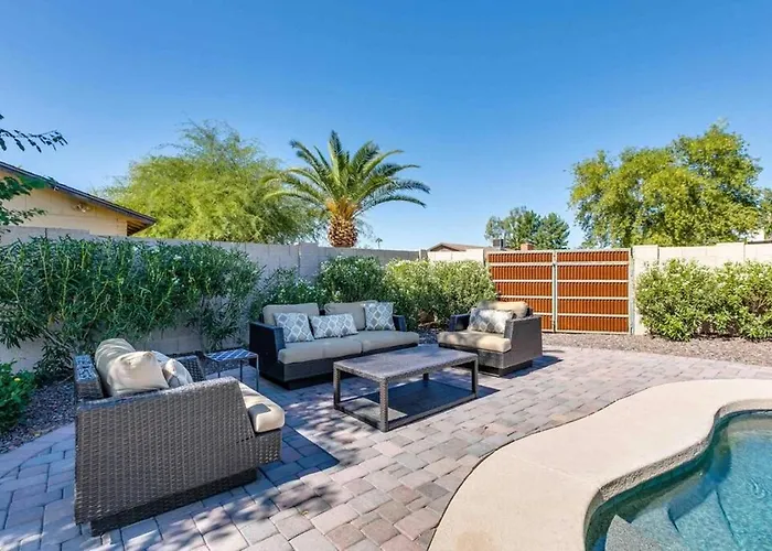 Spacious Backyard W Free Heated Pool, Tv And Bbq Dom wakacyjny Scottsdale